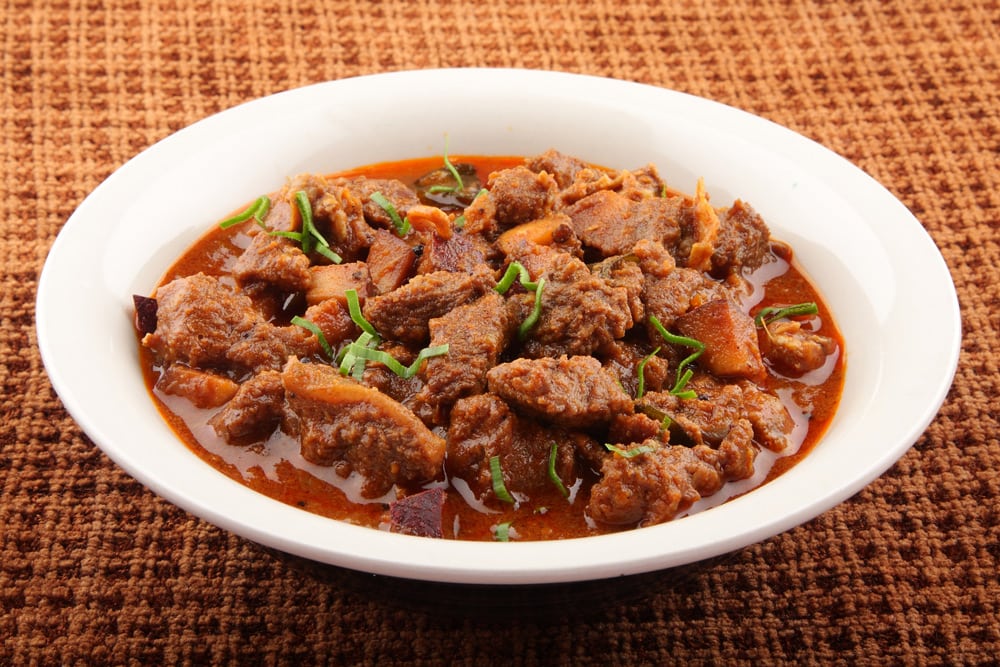 Spicy Beef Curry With Chutney And Coconut The London, 53% OFF